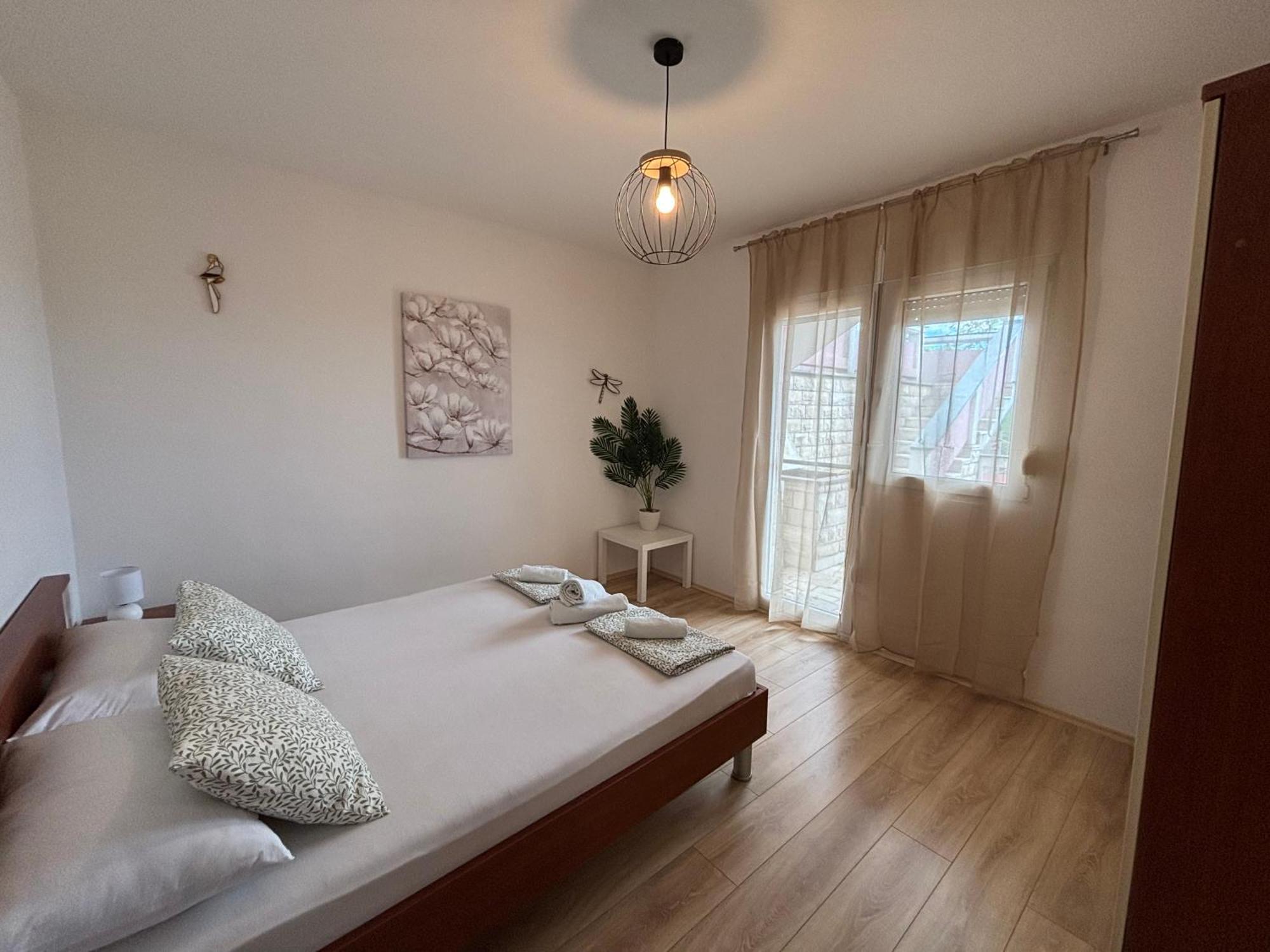 Guest House With Pool Ante Врси Экстерьер фото