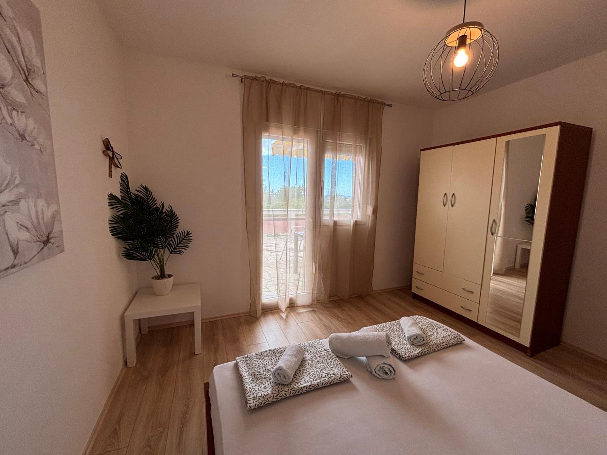 Guest House With Pool Ante Врси Экстерьер фото